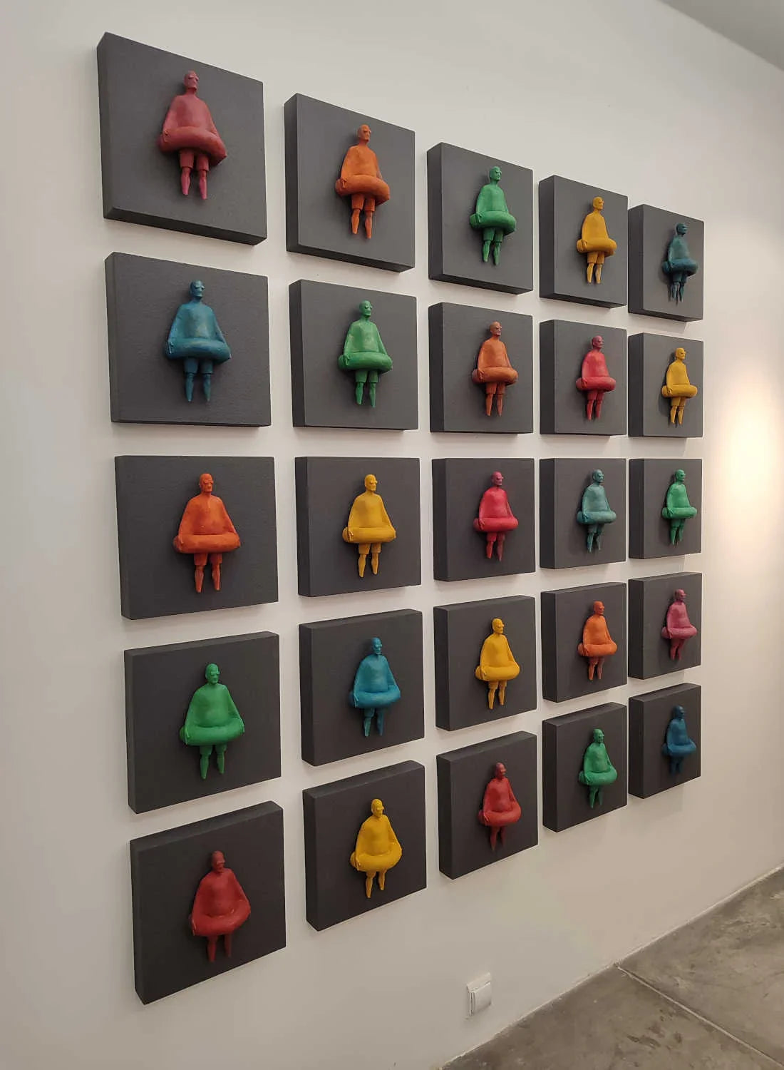 25 humans installation sculptural Wall Artwork Dubai