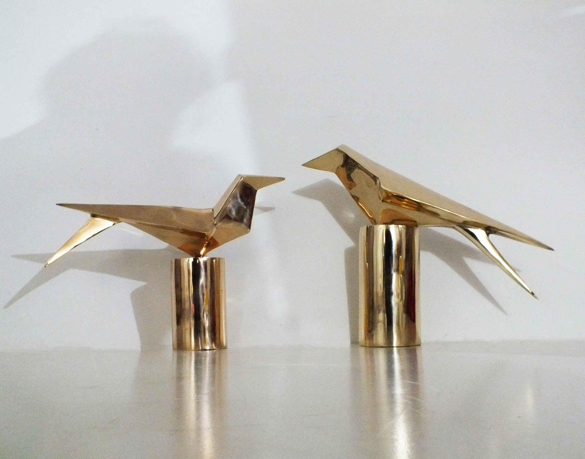 Crow Bronze Sculpture - Contemporary Animal Art By Keivan Beiranvand