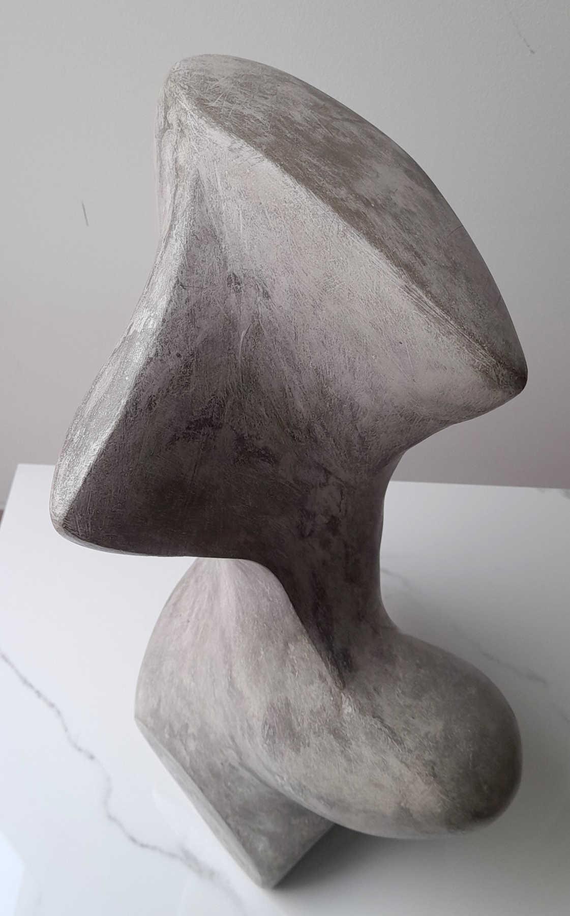 Stone Sculpture & Decorative Figurine in Dubai