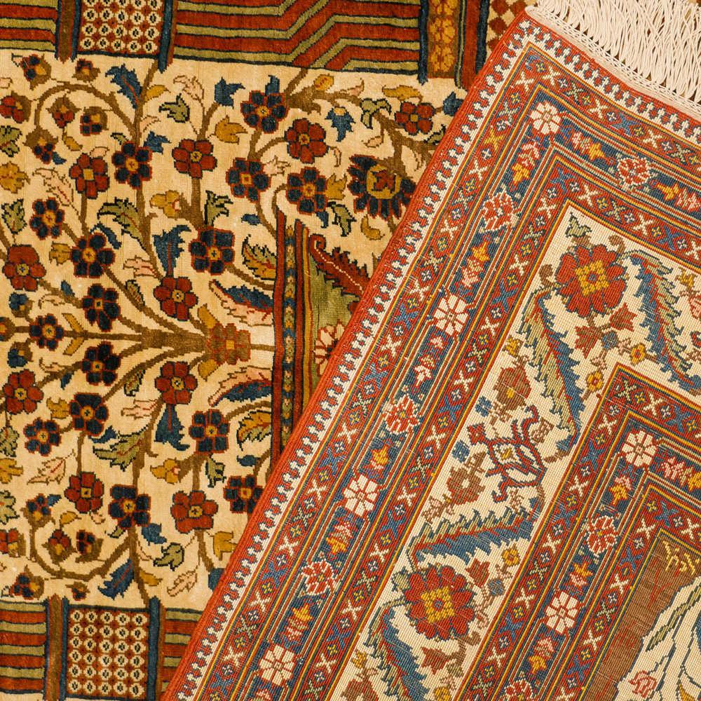 Eyvan Heriz Persian Carpet Silk 124x169, Authentic Vintage Rugs & Kilims in Dubai