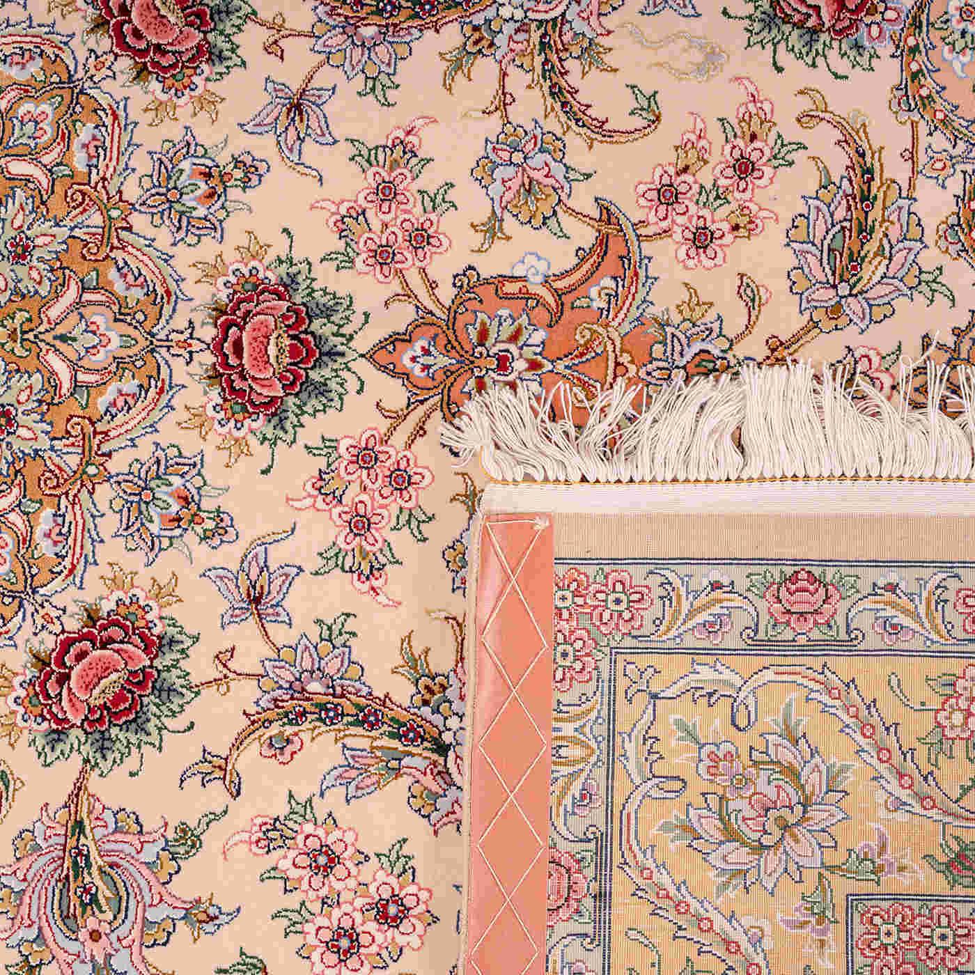 Medallion Isfahan Persian Carpet 122x182, Handmade Tribal Wool & Silk Rugs in Dubai
