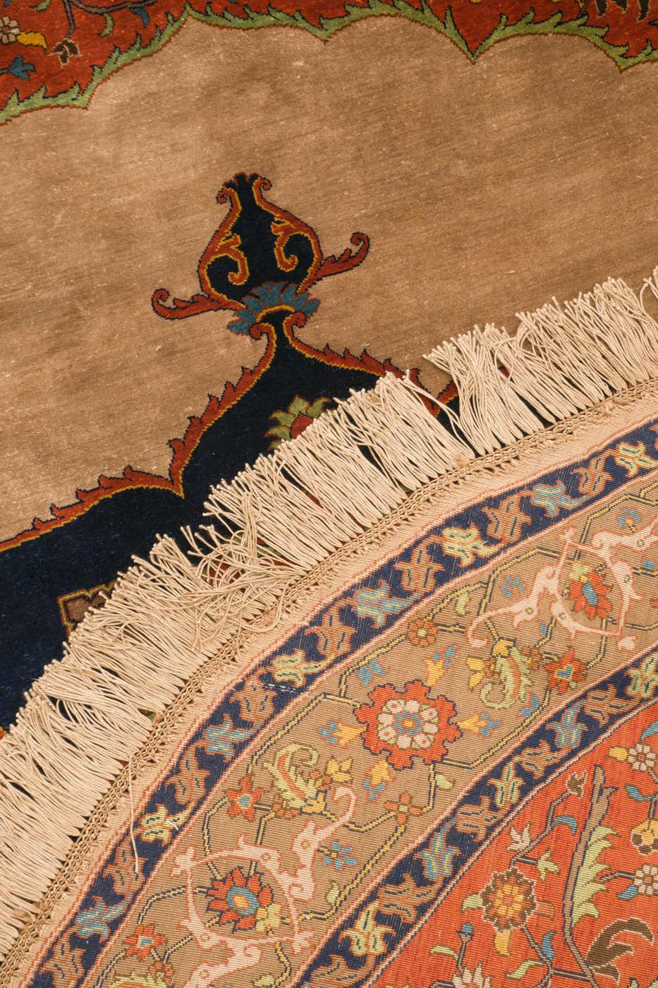 Khousheh Heriz Persian Carpet Silk 160x160, Authentic Vintage Rugs & Kilims in Dubai
