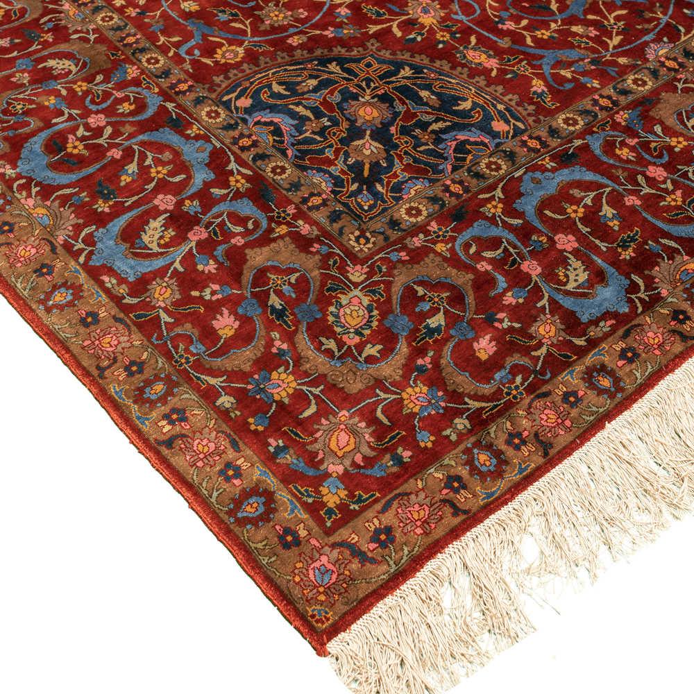 Mahbod Heriz Persian Carpet Silk 202x207, Authentic Vintage Rugs & Kilims in Dubai