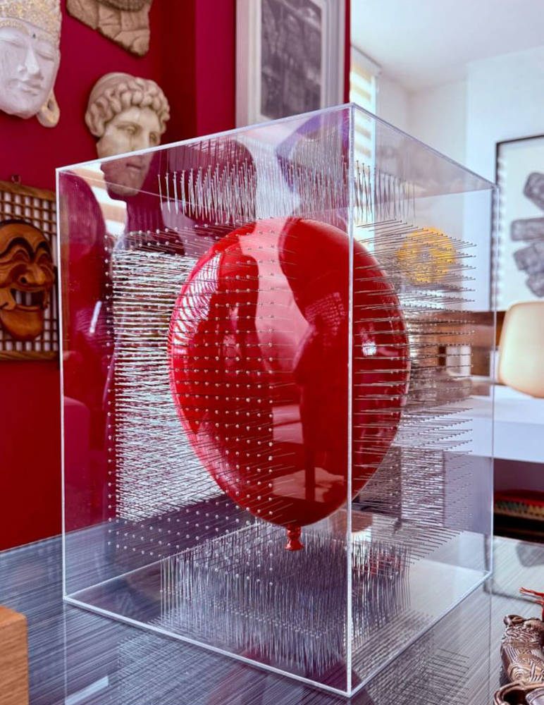 Red Balloon Mixed Media Sculpture - Modern Installation Art By Diana Beltrán