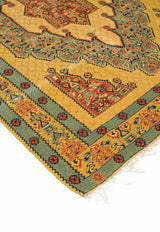 Medallion Sanandaj Persian Kilim 102x150, Handmade Nomadic Wool Rugs & Kilims in Dubai