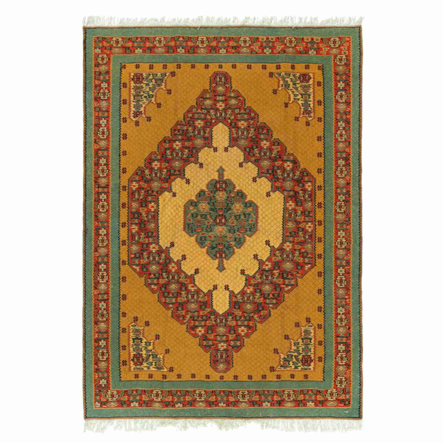 Medallion Sanandaj Persian Kilim 129x165, Handmade Nomadic Wool Rugs & Kilims in Dubai