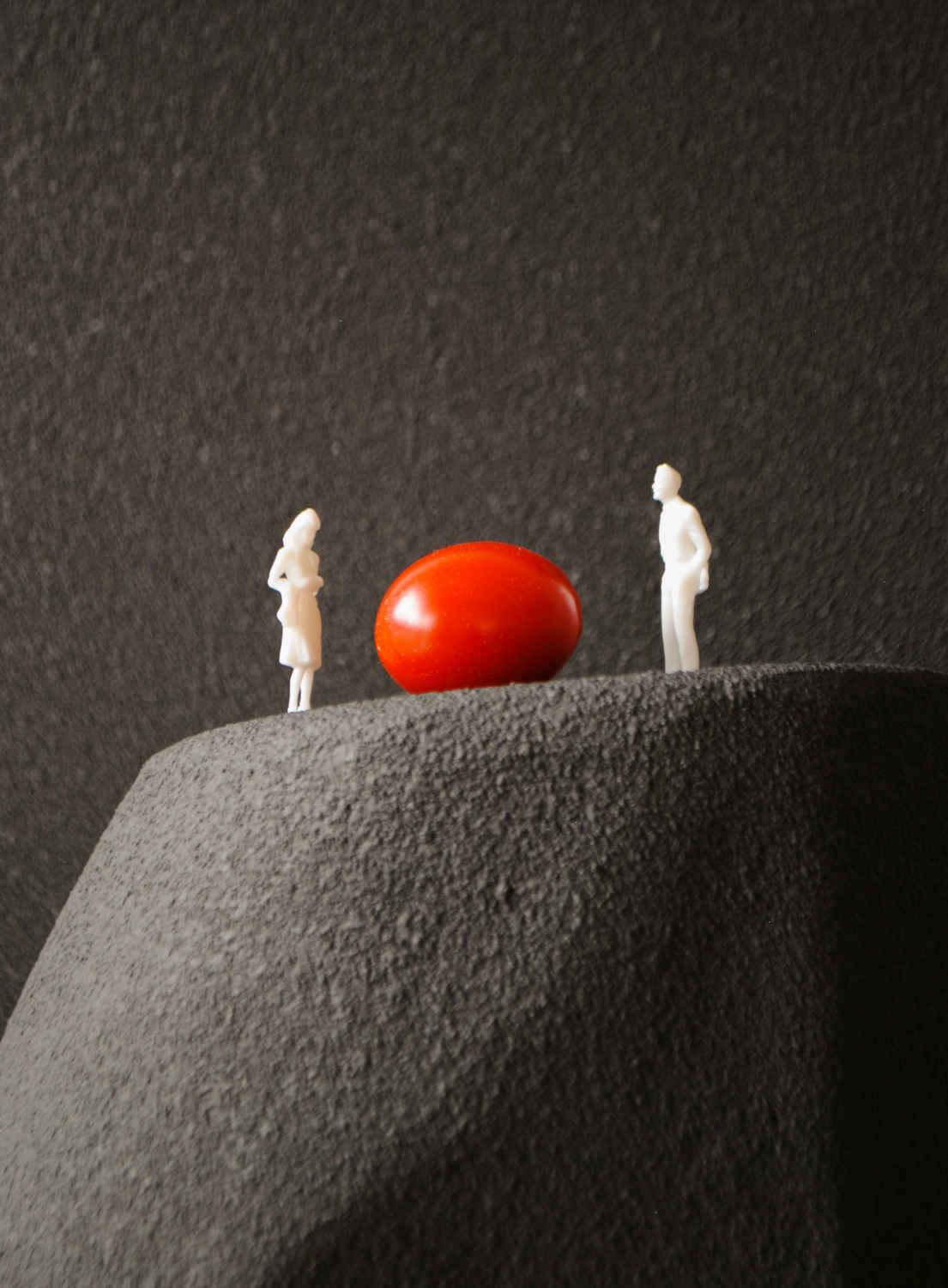 Oval Mixed Media Sculpture Artworks By Hossein Kahfi