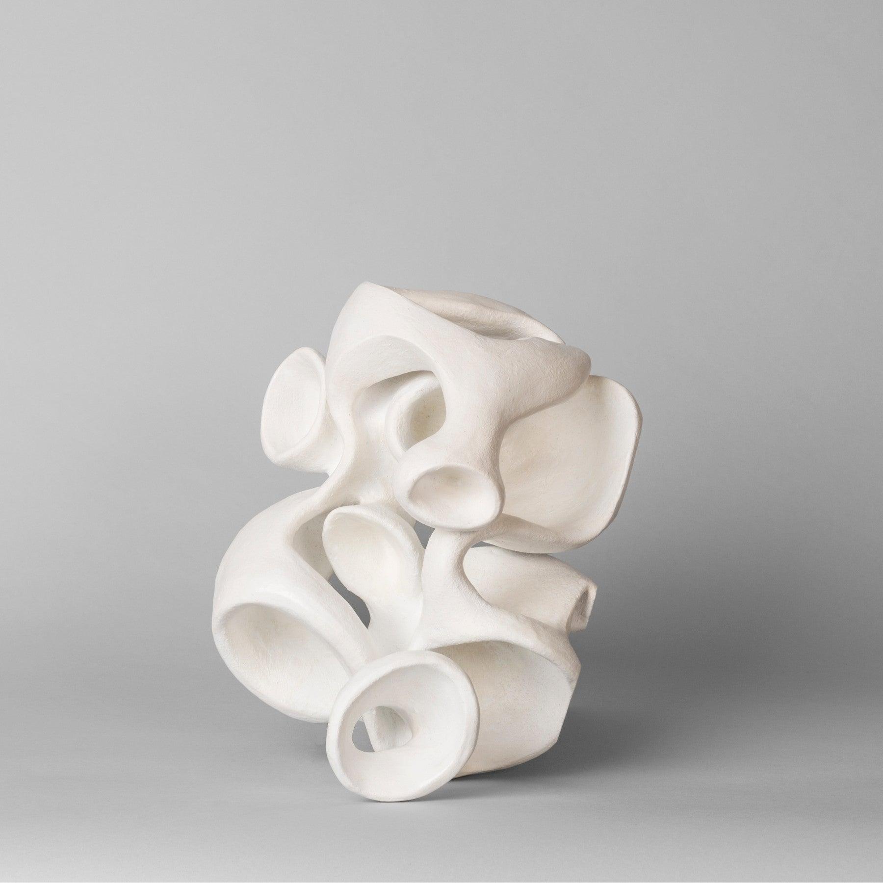 Méandres Clay Sculpture - Contemporary Mixed Media & Ceramic Works by Ariane Crovisier in Dubai