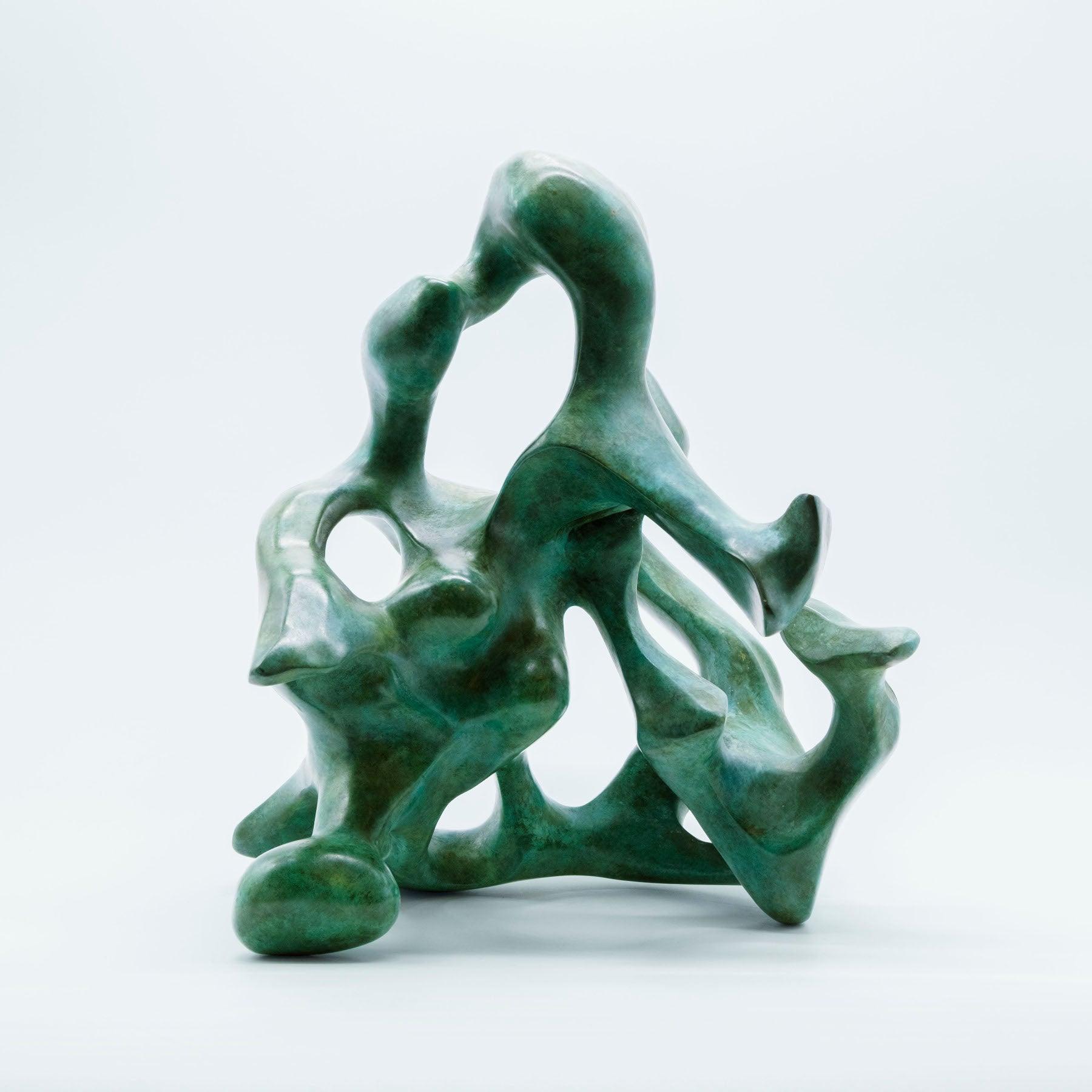 Onda Bronze Sculpture - Contemporary Mixed Media & Ceramic Works by Ariane Crovisier in Dubai