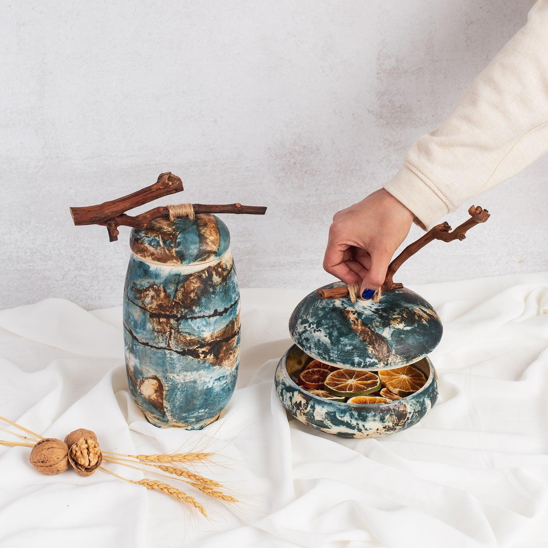 Saggar Ceramic Urn - Artistic Tabletop Accessories & Decorative Art in Dubai