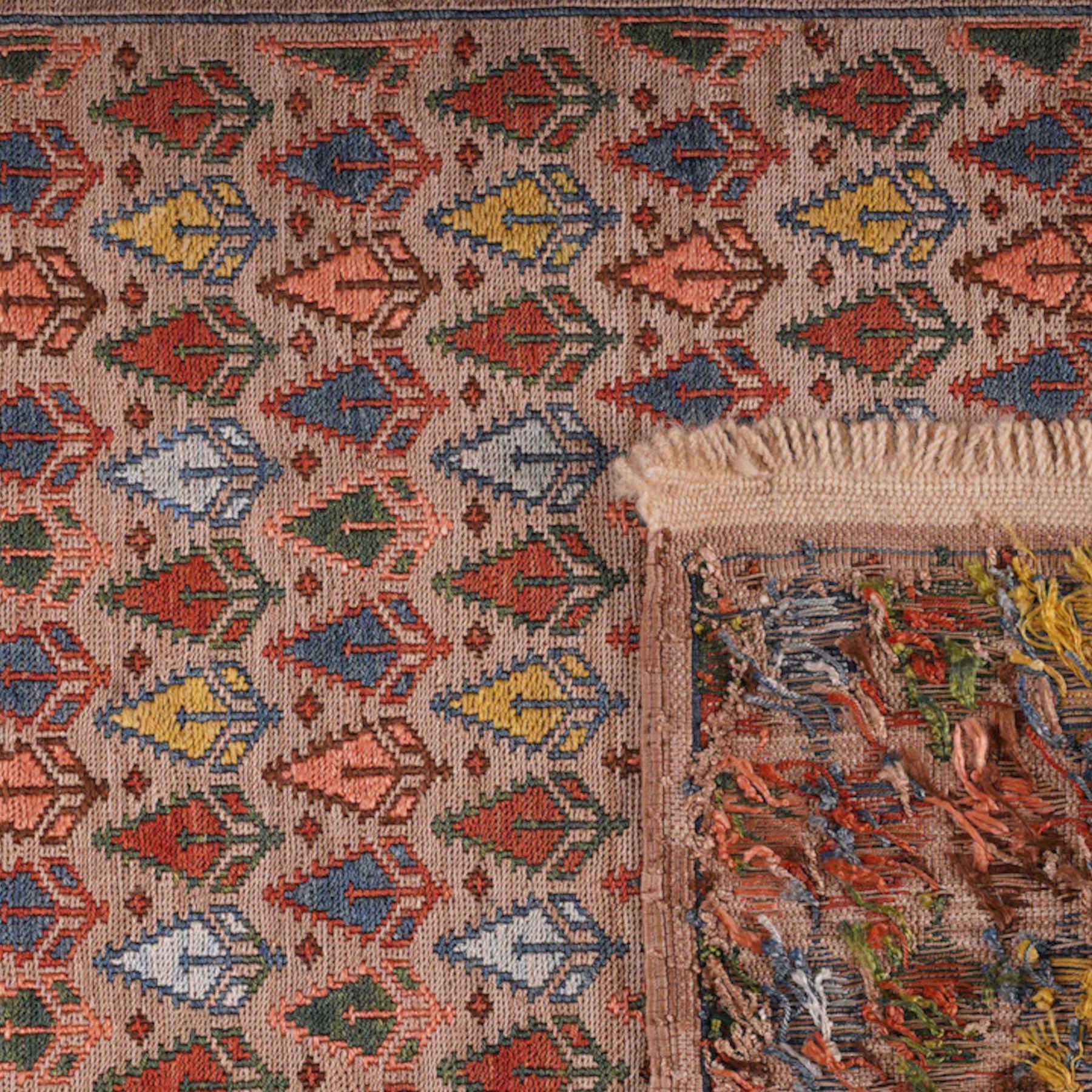 Sarv Soumak Carpet - Authentic Silk & Wool Nomadic Persian Rugs & Kilims in Dubai