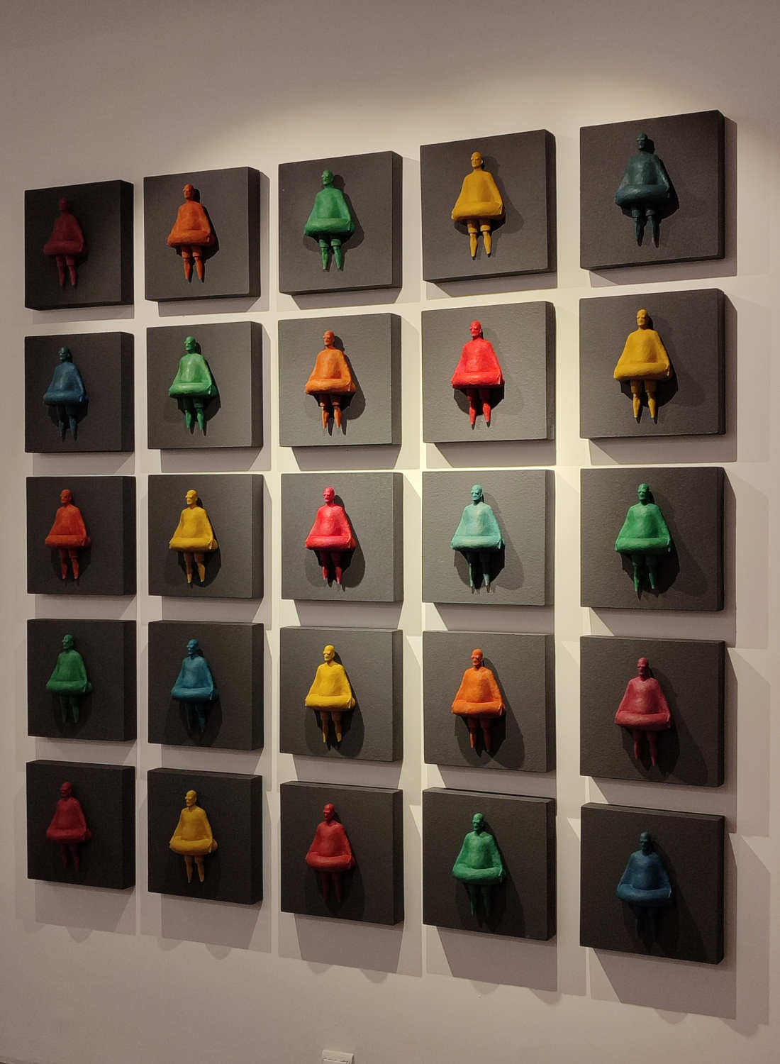 25 humans installation sculptural Wall Artwork Dubai
