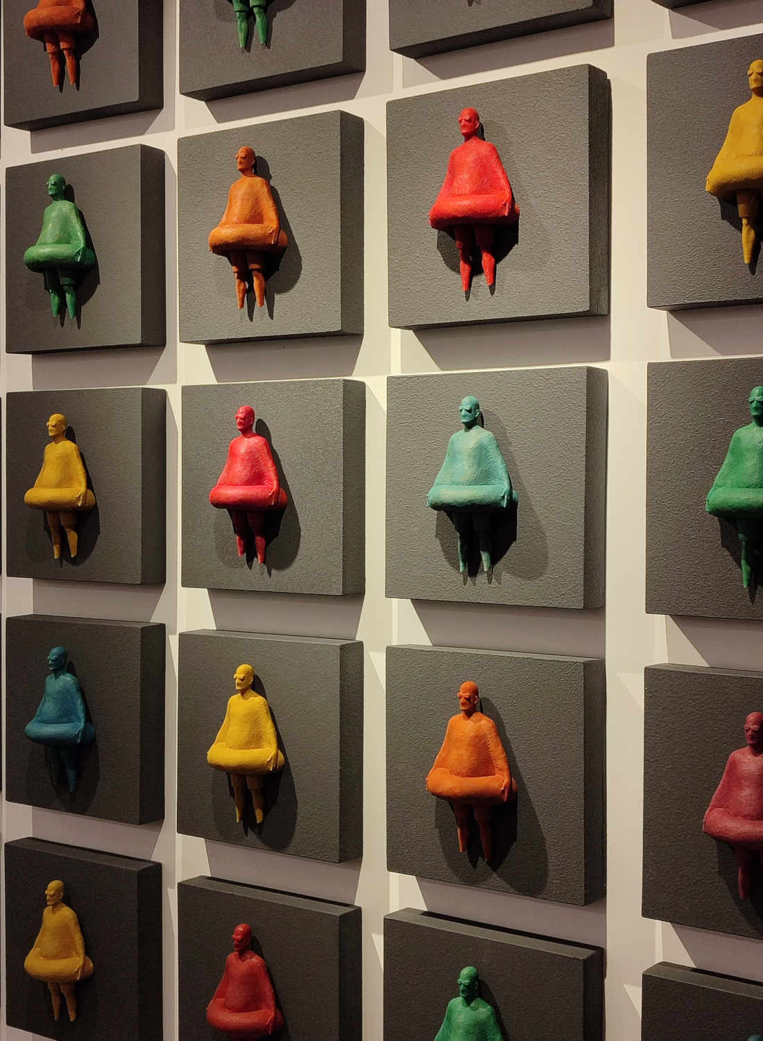 25 humans installation sculptural Wall Artwork Dubai