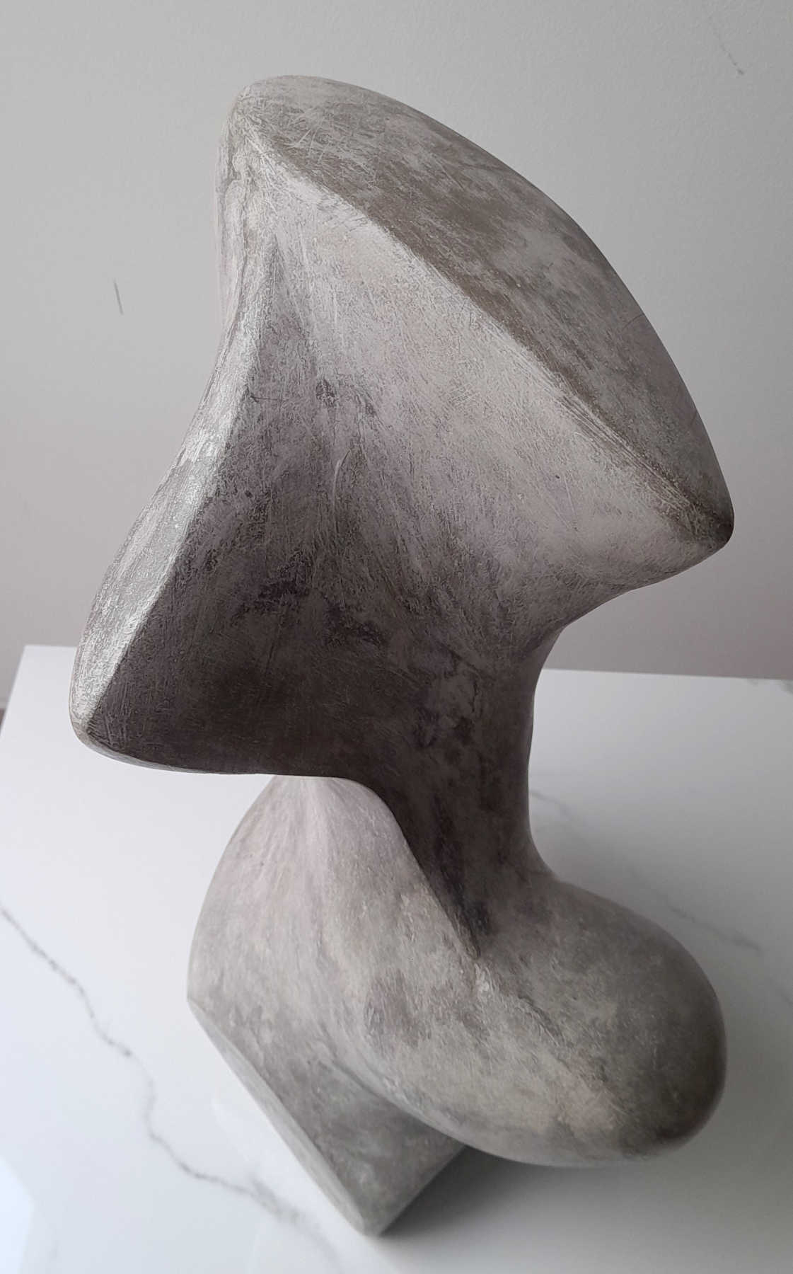 Stone Sculpture & Decorative Figurine in Dubai