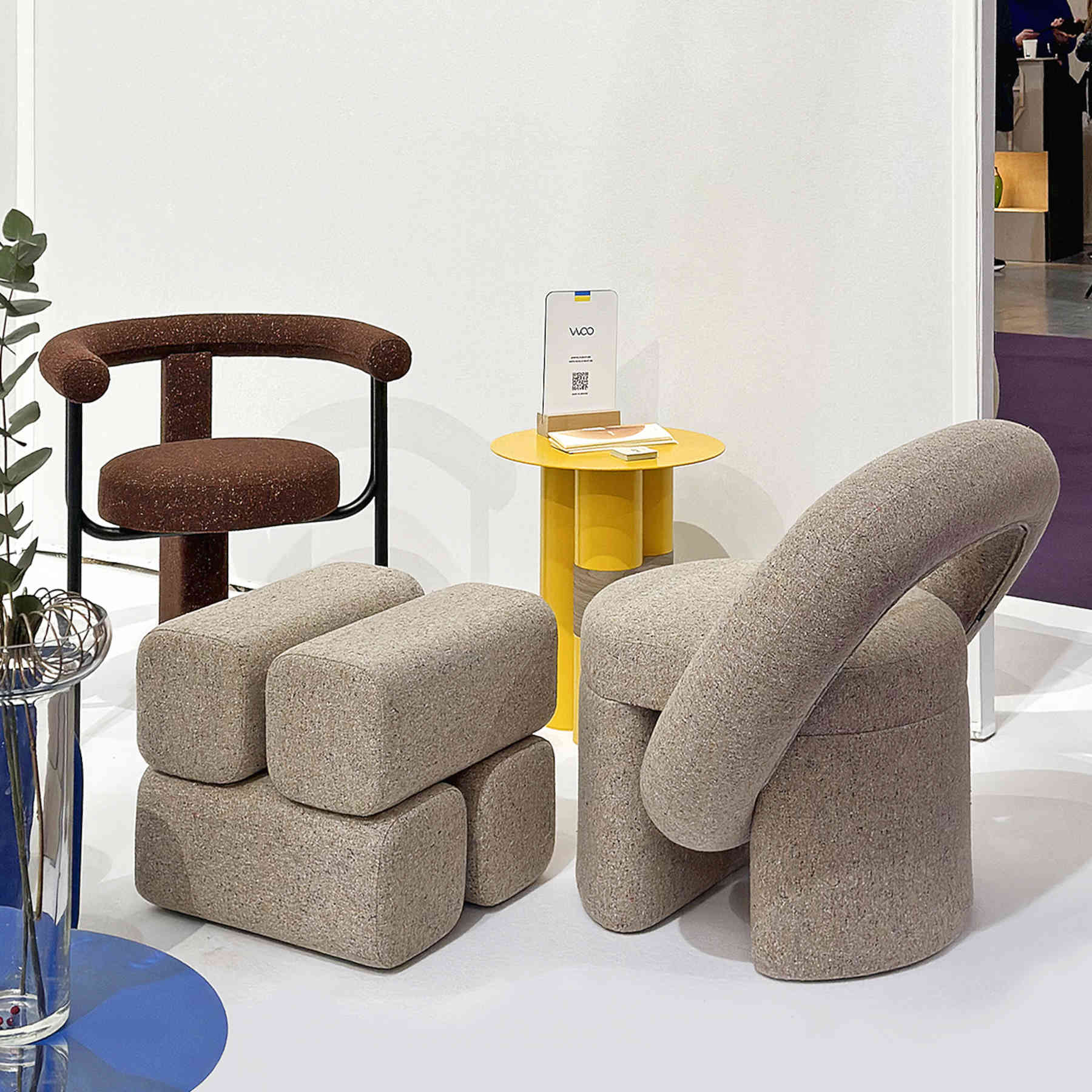 DROVA 4 Contemporary Pouf