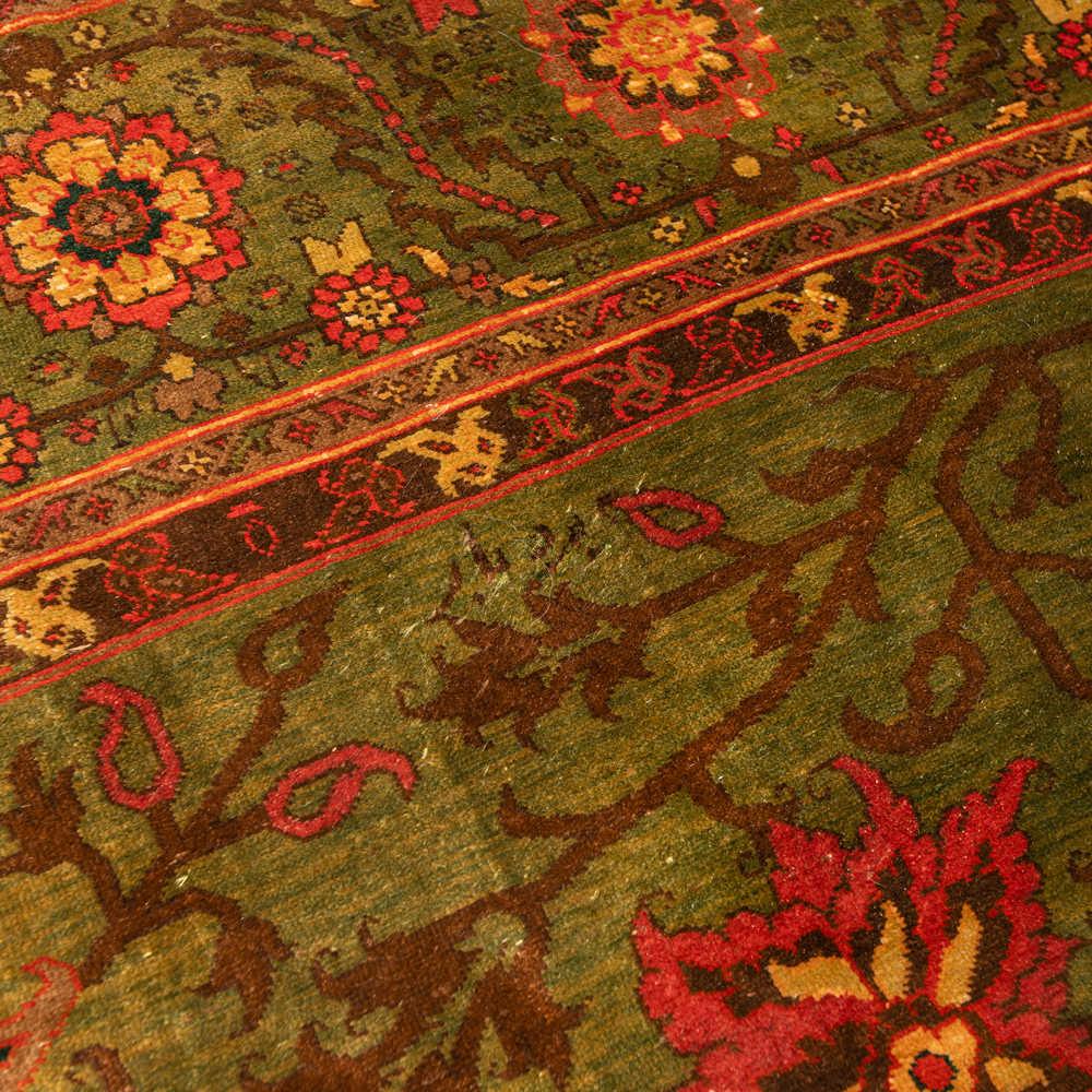 Hoor Heriz Persian Carpet Silk 135x174, Authentic Vintage Rugs & Kilims in Dubai