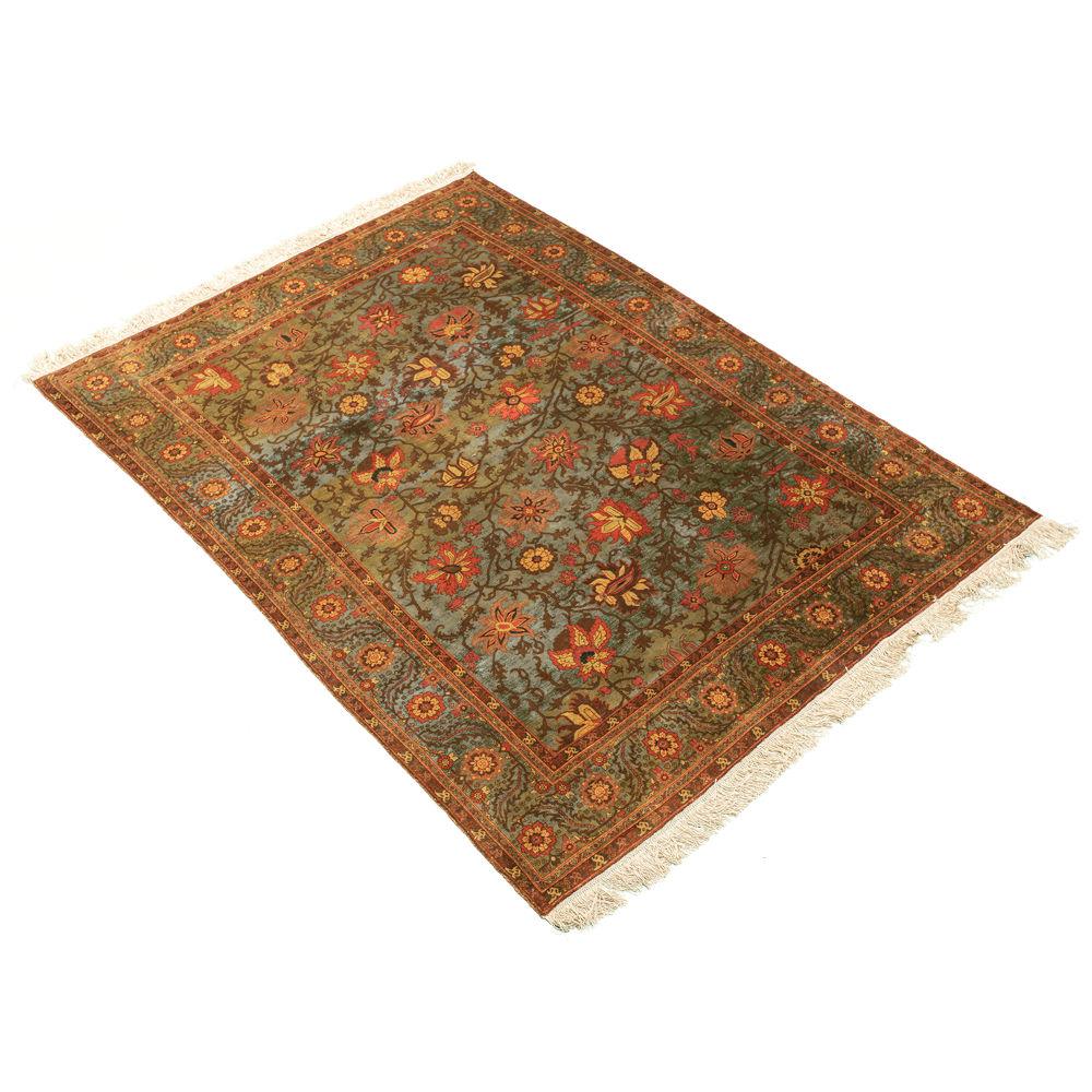 Hoor Heriz Persian Carpet Silk 135x174, Authentic Vintage Rugs & Kilims in Dubai