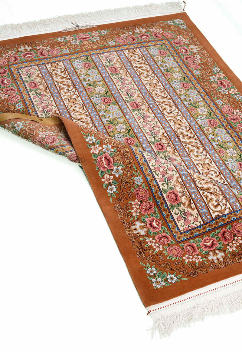 Moharamat Isfahan Persian Carpet 110x166, Handmade Tribal Wool & Silk Rugs in Dubai