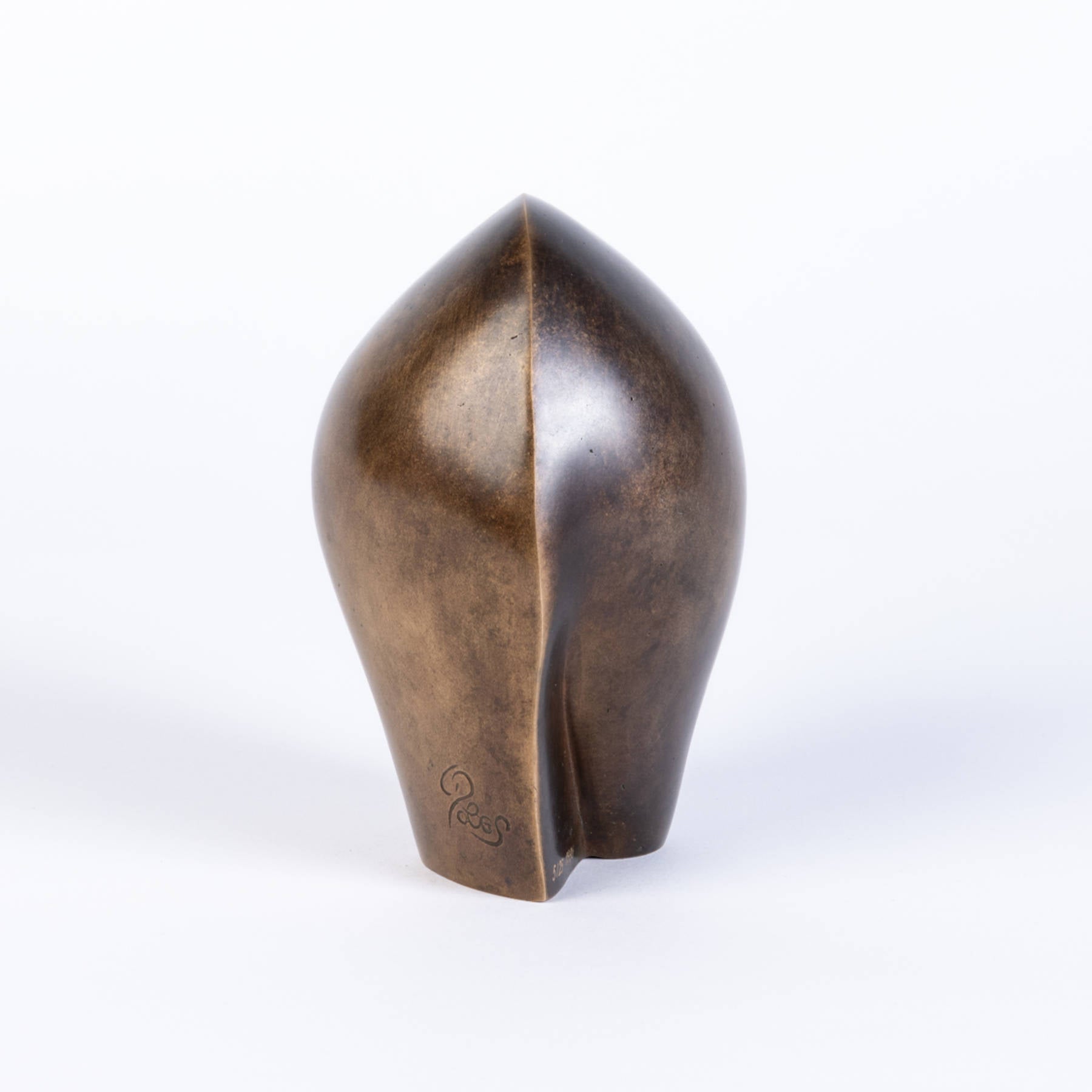 KLEINER ELEFANT Bronze Sculpture -  Contemporary Animal Figures By Cordula Dobes