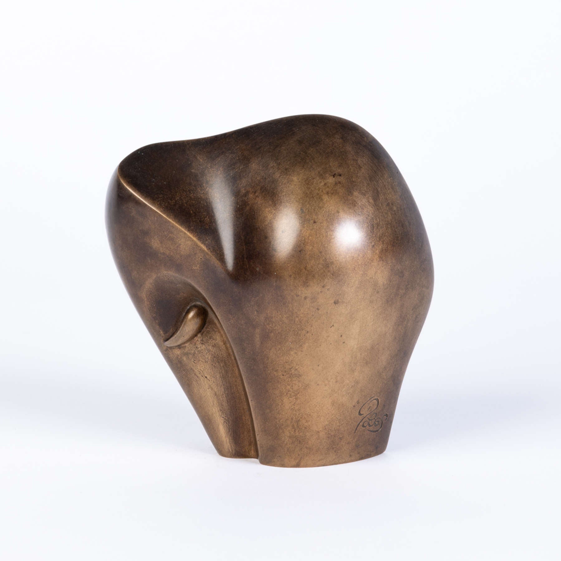 KLEINER ELEFANT Bronze Sculpture -  Contemporary Animal Figures By Cordula Dobes