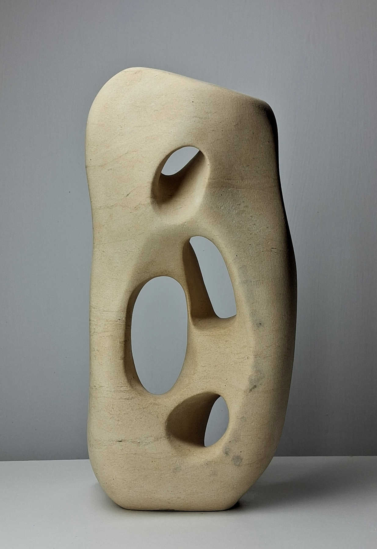 Stone Sculpture & Decorative Figurine in Dubai