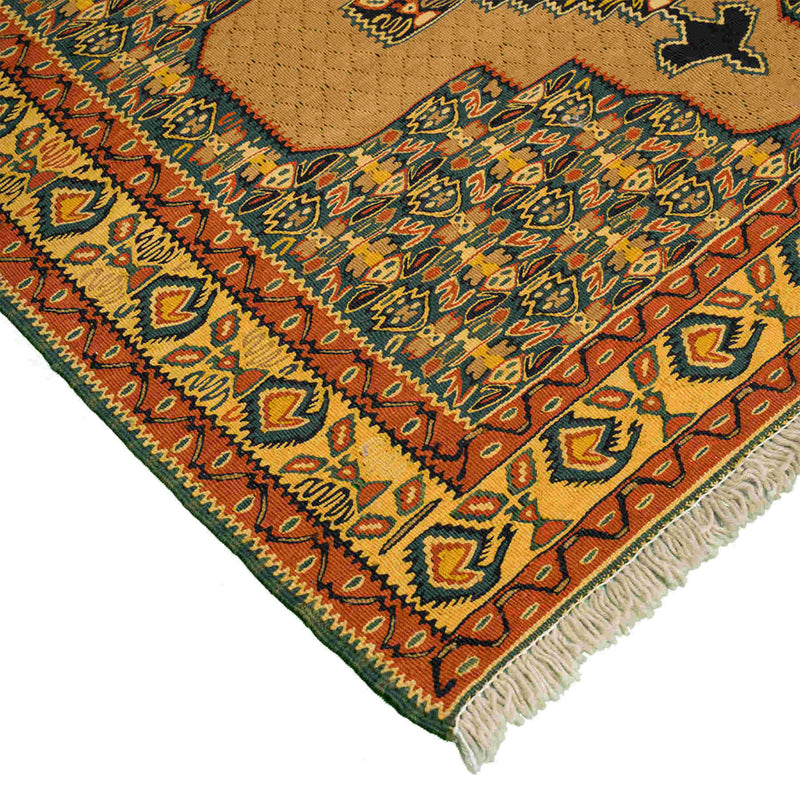 Medallion Sanandaj Persian Kilim 106x155,  Handmade Nomadic Wool Rugs & Kilims in Dubai