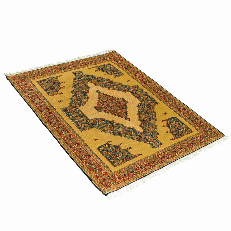 Medallion Sanandaj Persian Kilim 128x162,  Handmade Nomadic Wool Rugs & Kilims in Dubai