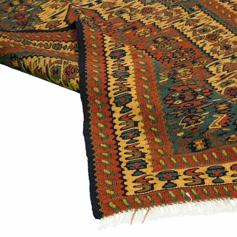 Medallion Sanandaj Persian Kilim 79x108, Handmade Nomadic Wool Rugs & Kilims in Dubai