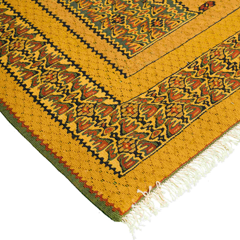 Royal Sanandaj Persian Kilim 123x158, Handmade Nomadic Wool Rugs & Kilims in Dubai