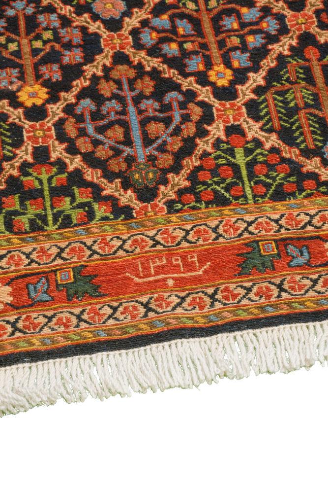 Yaahi Sumak Heriz Persian Carpet Wool 100x170