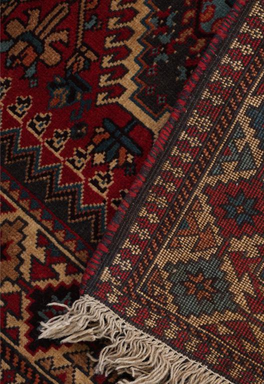 Carpet Qashqai Geometric - Authentic Oriental Wool Persian Rugs in Dubai