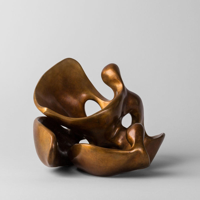 Eclosion Bronze Sculpture - Contemporary Mixed Media & Ceramic Works by Ariane Crovisier in Dubai