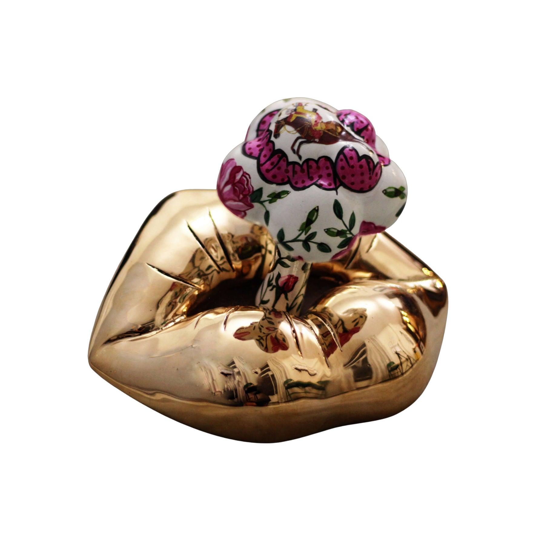 Silent Poultry Mixed Media Sculpture - Contemporary Bronze & Fiberglass Works by Sara Rahanjam in Dubai