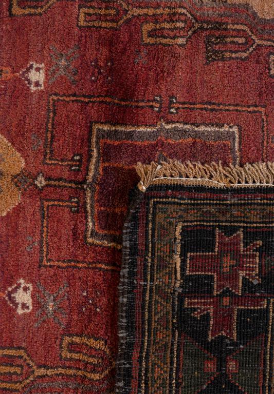 Zabol Nomadic Persian Carpet - Authentic Oriental Rugs & Kilims in Dubai